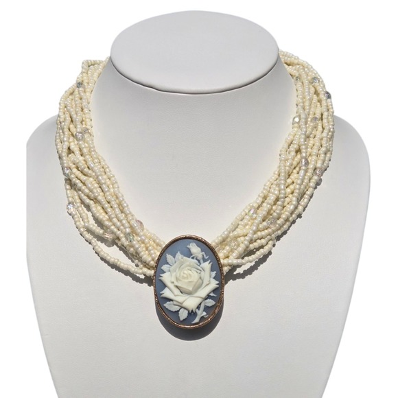 Vtg Avon Faux Pearl Choker Necklace Seed Bead Adjustable Multi-Strand Rose Cameo